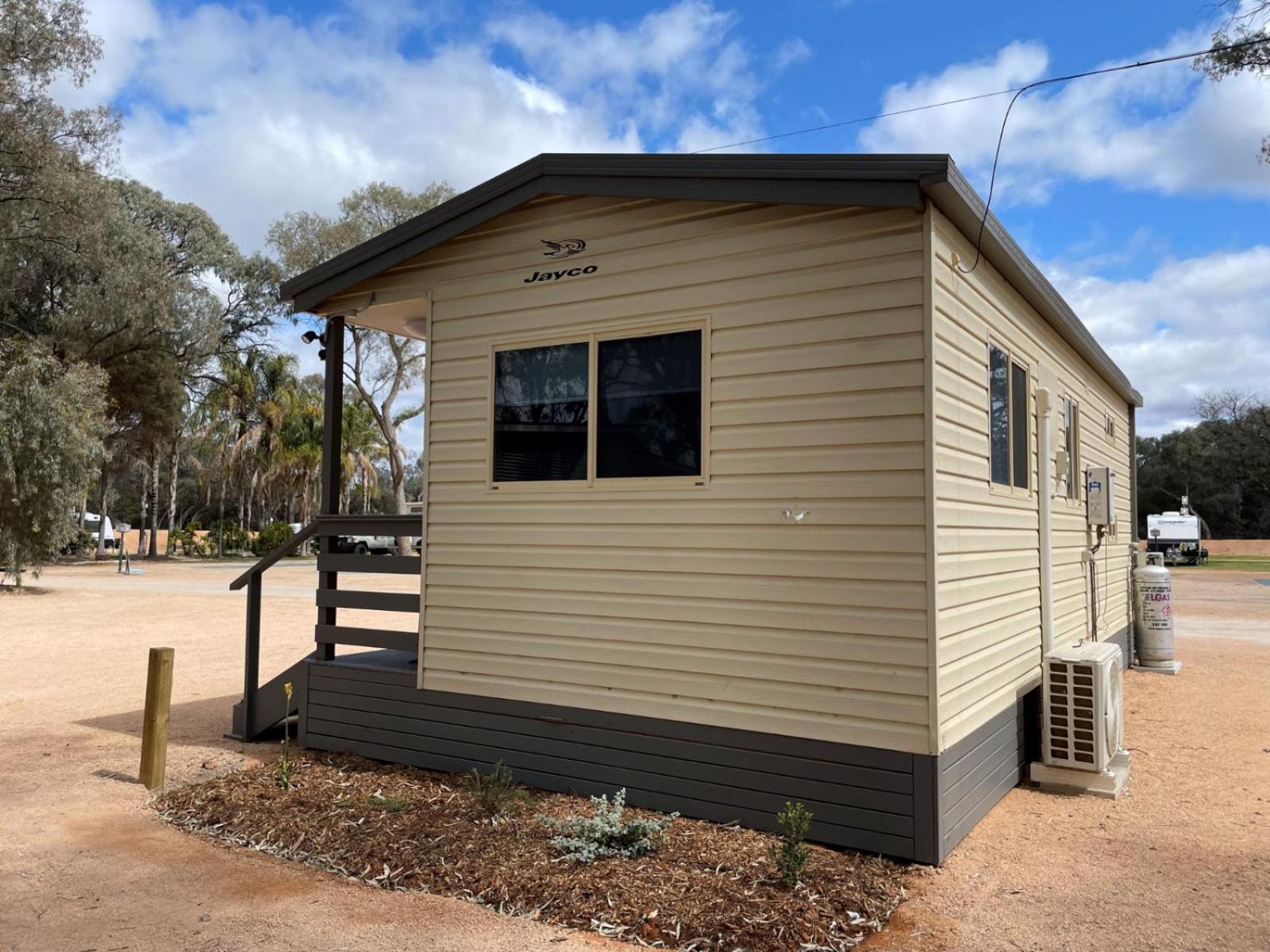 Riverbend Caravan Park Renmark Exteriör bild
